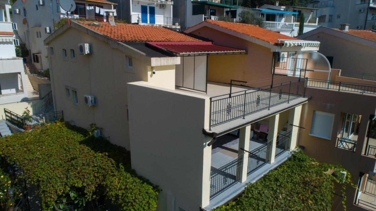 Apartments Petkovic Петровац Экстерьер фото