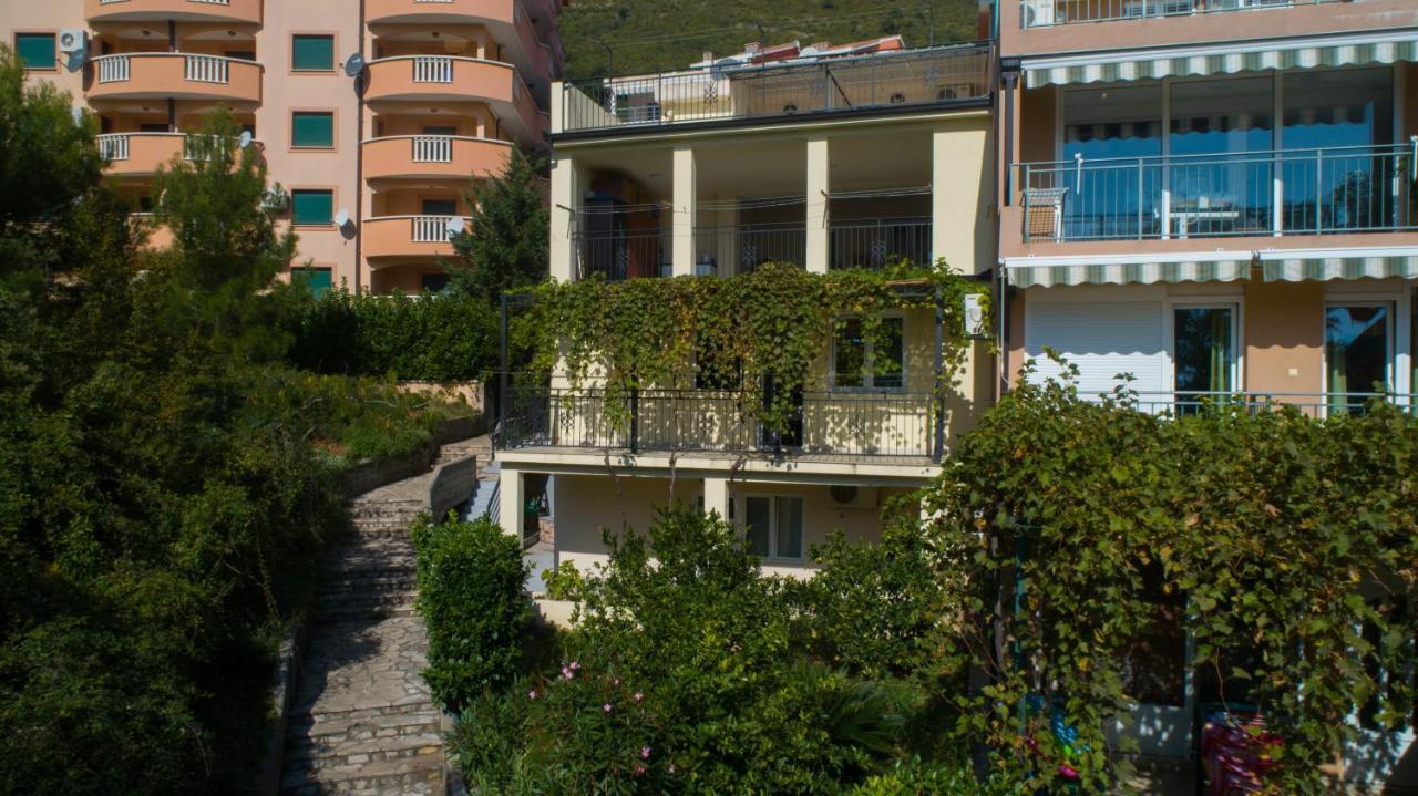 Apartments Petkovic Петровац Экстерьер фото