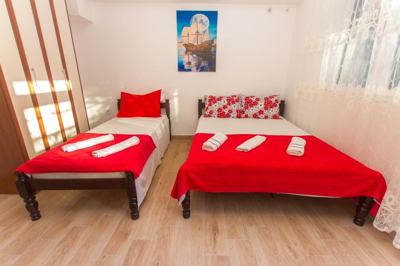 Apartments Petkovic Петровац Экстерьер фото